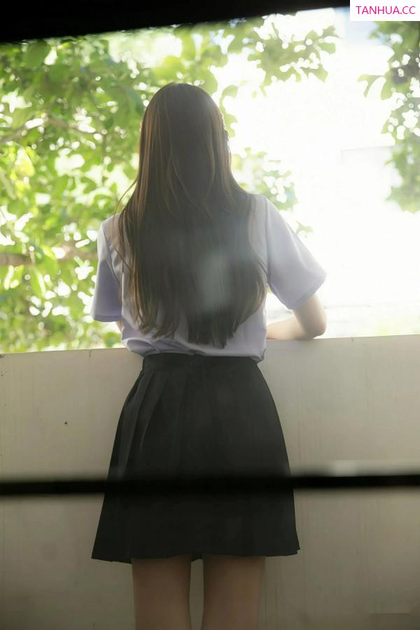 [XiuRen]高清写真图 2025.08.05 No.10622 悦兮 蓝色衬衣